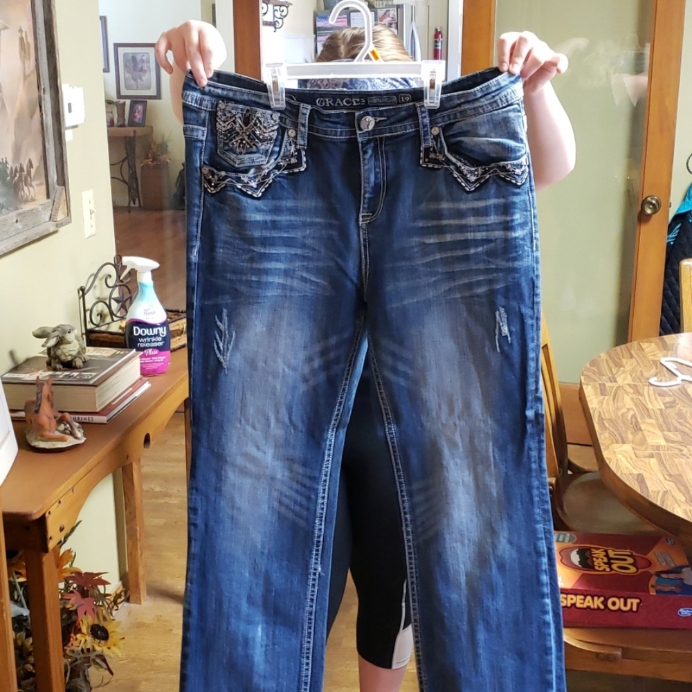 Brand New Grace in LA jeans
